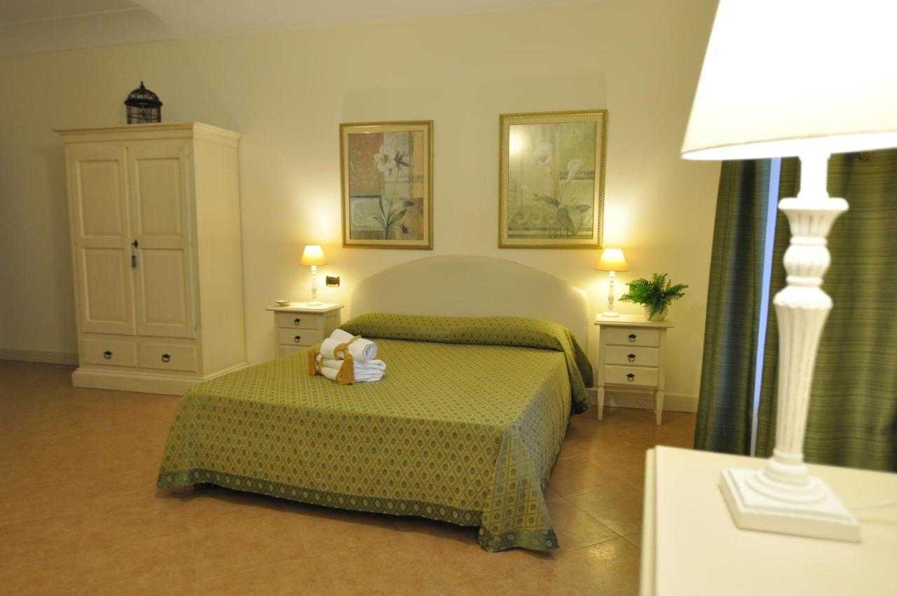 Villa Marcella Room Porto Cesareo Extérieur photo